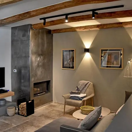 Villa Beautiful Zita With Private Pool