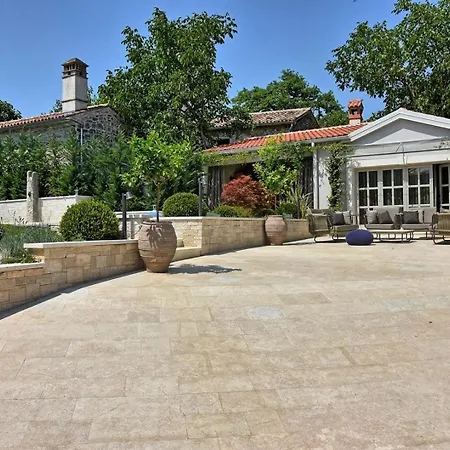 Beautiful Zita With Private Pool *