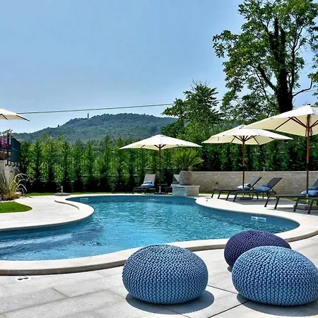 Beautiful Zita With Private Pool